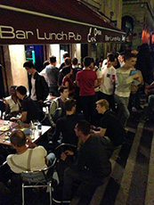 Bar gay dans le centre-ville de Lyon : bar de nuit bis, lesbiens - Le Cap Opéra